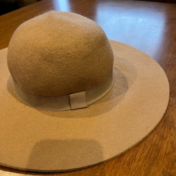 Tan Wool Tiller Hat - Picture 2 of 4